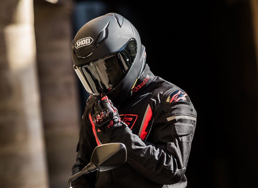 shoei_nxr2_feature_visor