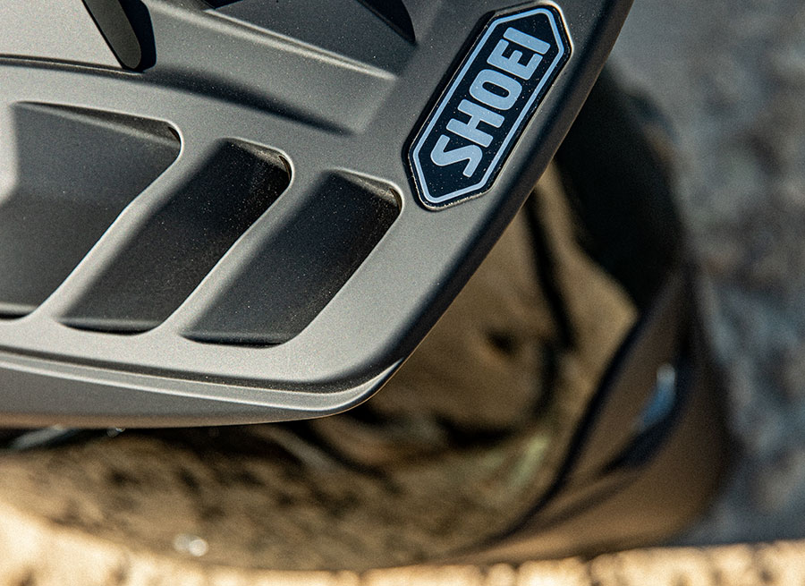 shoei_hornet-adv-06_features_01